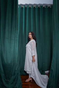 Khatoon White Embroidered Shirt Dupatta