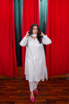 Aimin Elegance – White Embroidered 3-Piece Suit