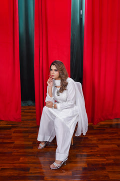 Aimin Elegance – White Embroidered 3-Piece Suit